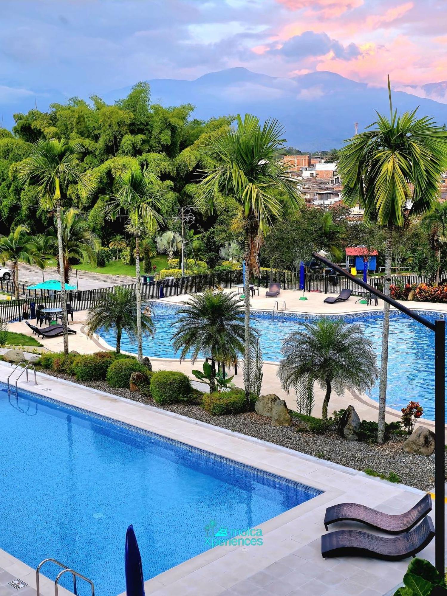 Apartamento Privado Vacacional A 5M Del Aeropuerto, 20 Minutos Del Parque Del Cafe Y Centro De Armenia Con 4 Piscinas, 3 Jacuzzi, Sauna By Molca Xperiences 2H Esterno foto