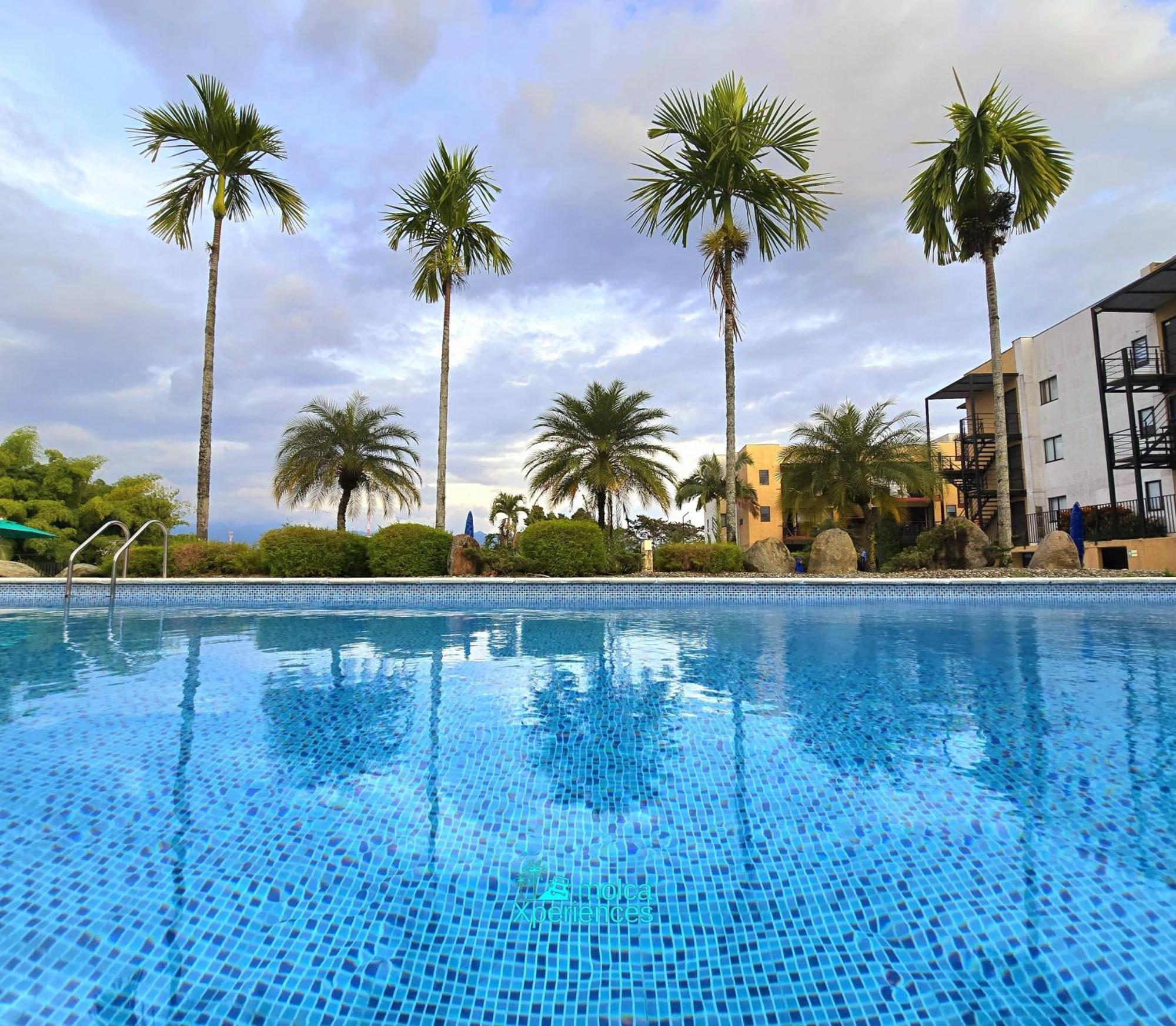 Apartamento Privado Vacacional A 5M Del Aeropuerto, 20 Minutos Del Parque Del Cafe Y Centro De Armenia Con 4 Piscinas, 3 Jacuzzi, Sauna By Molca Xperiences 2H Esterno foto