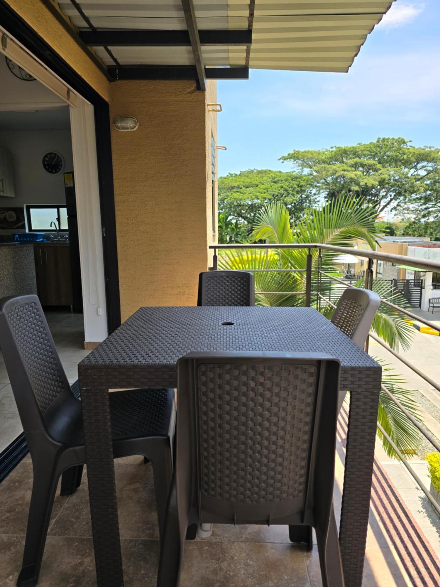 Apartamento Privado Vacacional A 5M Del Aeropuerto, 20 Minutos Del Parque Del Cafe Y Centro De Armenia Con 4 Piscinas, 3 Jacuzzi, Sauna By Molca Xperiences 2H Esterno foto